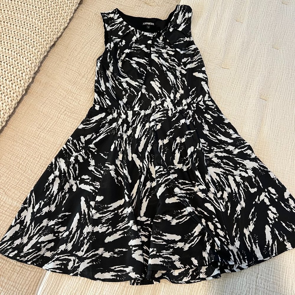 Express - Black and White Cocktail Dress - Size 10